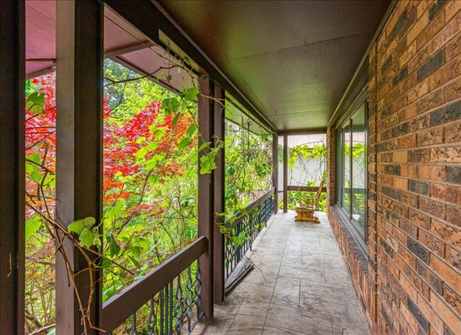 66 Crestwood Road 